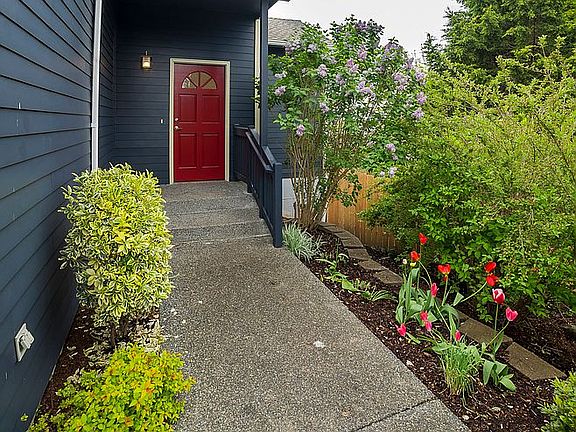 3rd image of 6302 53rd Pl NE