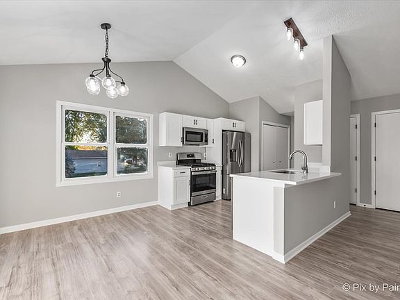 4th image of 101 Rockaway Ct NE