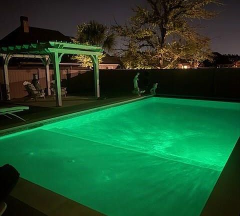 4th image of 5108 Miramont Cir