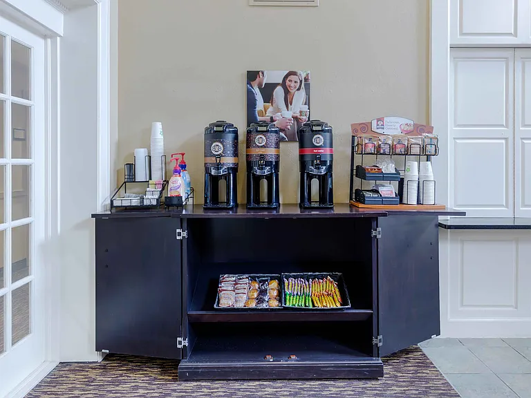 Free Grab-and-Go Breakfast
