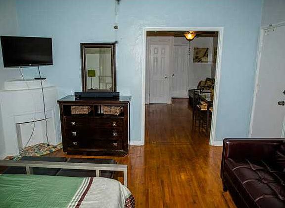 3rd image of 734 Jefferson Ave APT 1