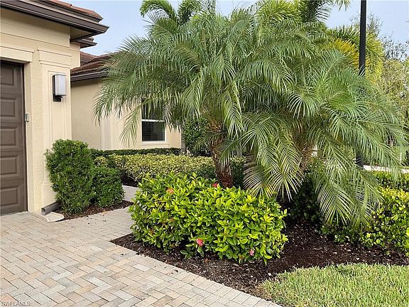 3rd image of 28404 Burano DR