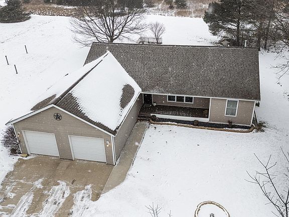 2nd image of 1002 Iberian Dr