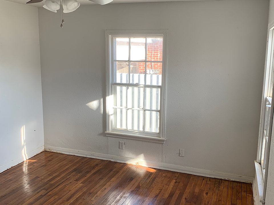1st image of 516 S Avenue B