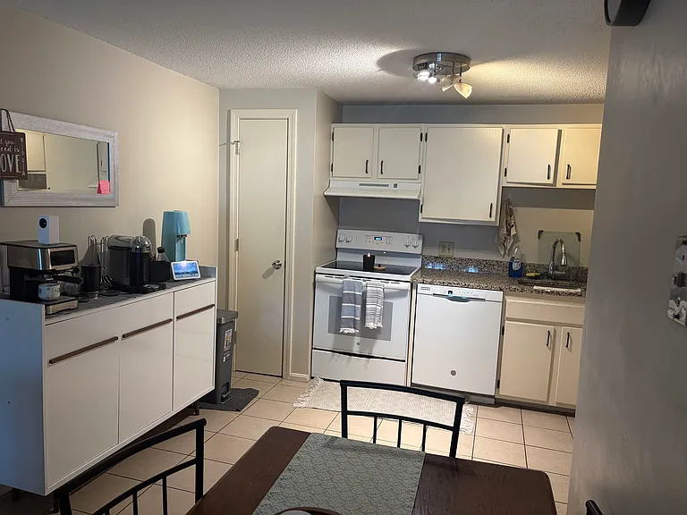 206 White Cedar Blvd — Photo 4