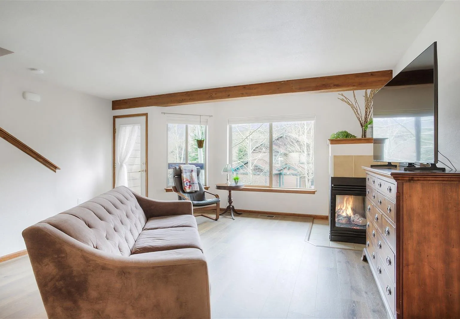 2 bed, 2.5 bath, 1234 sqft, $3,200 — Photo 4