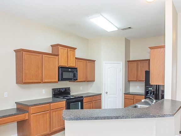 3rd image of 19431 Big Valley Dr