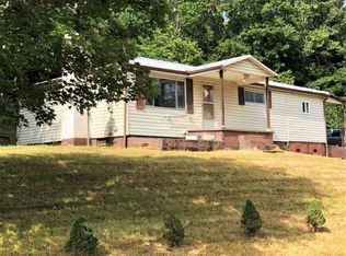 1226 Sprouse Ln, Newport, TN 37821