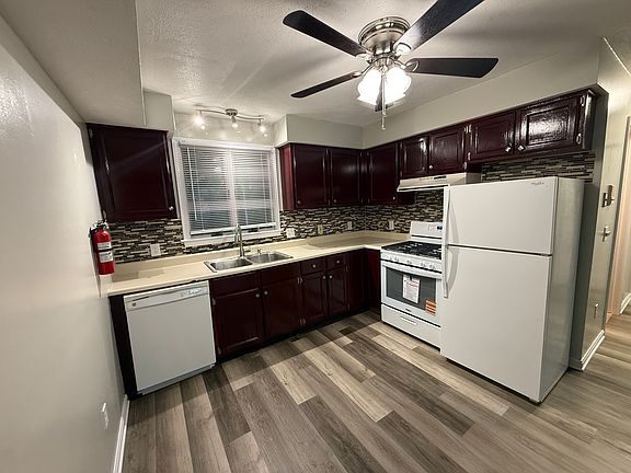 4th image of 49 Ridge St #2