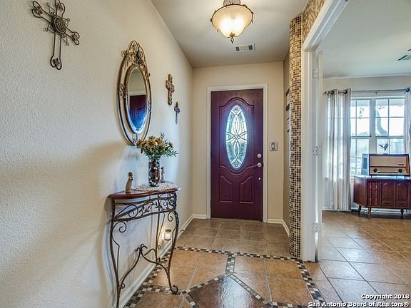 2nd image of 10115 Buescher Ln