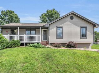 1605 Granite Cir, Kearney, MO 64060