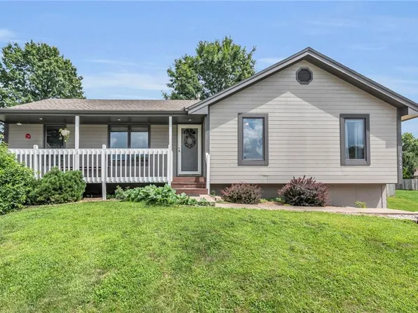 1605 Granite Cir, Kearney, MO 64060