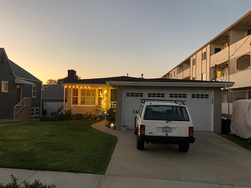 Front of house (2020)