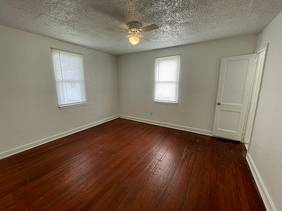 5th image of 524 S Yonge St #4
