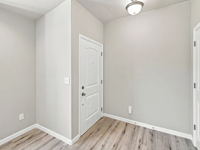 10117 Winter Gem Grv — Photo 2