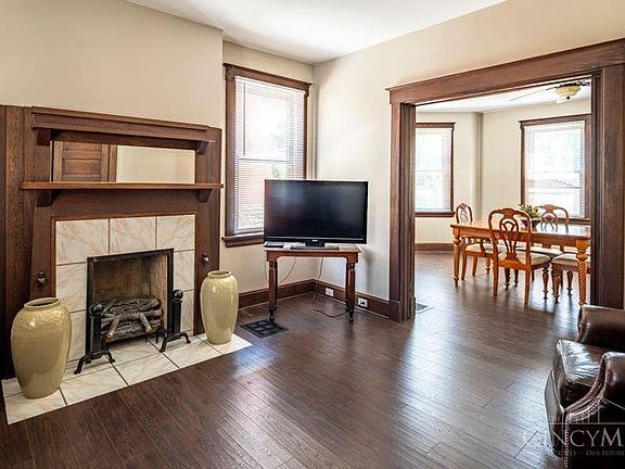 5th image of 3719 Saint Martins Pl