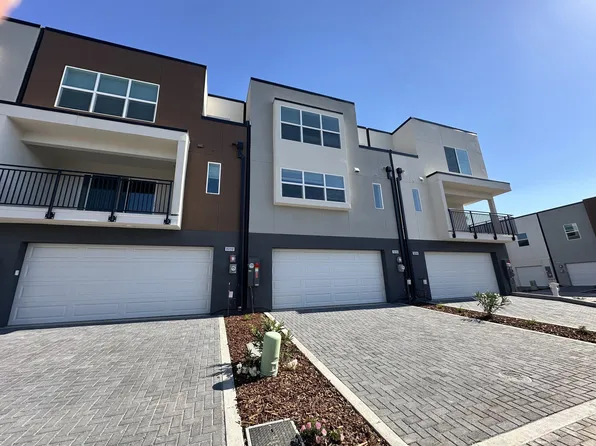 8100 Quiet Knolls Dr, Antelope, CA 95843