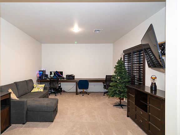 3rd image of 4484 S Ansel Ave