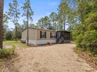 5829 NW 11th Ave, Bell, FL 32619