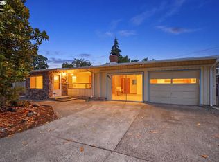 1995 Smithoak St, Eugene, OR 97404