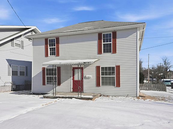 3rd image of 725 S Main St