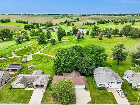 2nd image of 128 Country Club Rd