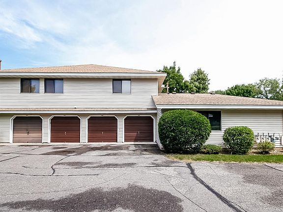 5th image of 2512 Brookdale Ln