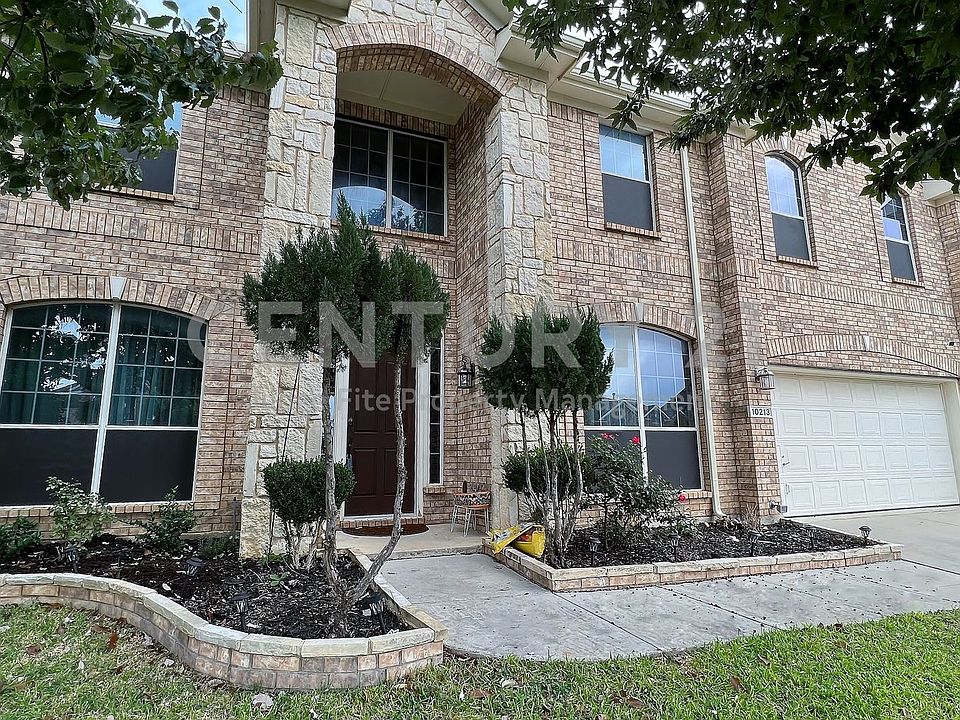 1st image of 10213 Crawford Farms Dr
