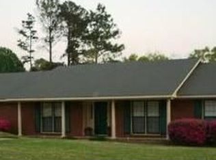 5015 Ridgeway Dr, Phenix City, AL 36867