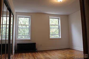 Rented by aptsandlofts.com