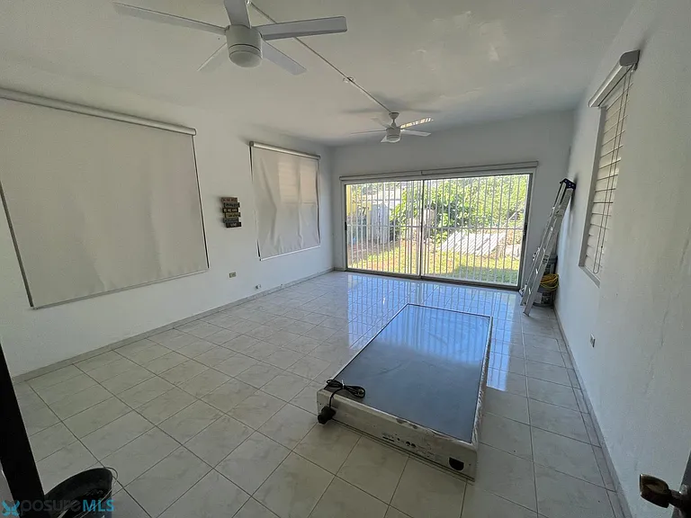 107 Lighthouse — Photo 17