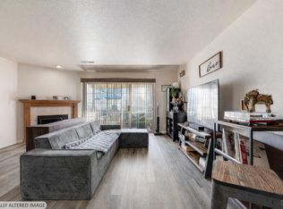 590 Laurel Grove Cir, Santa Rosa, CA 95407