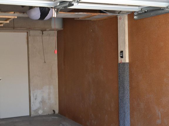 5th image of 429 Magnolia St #B