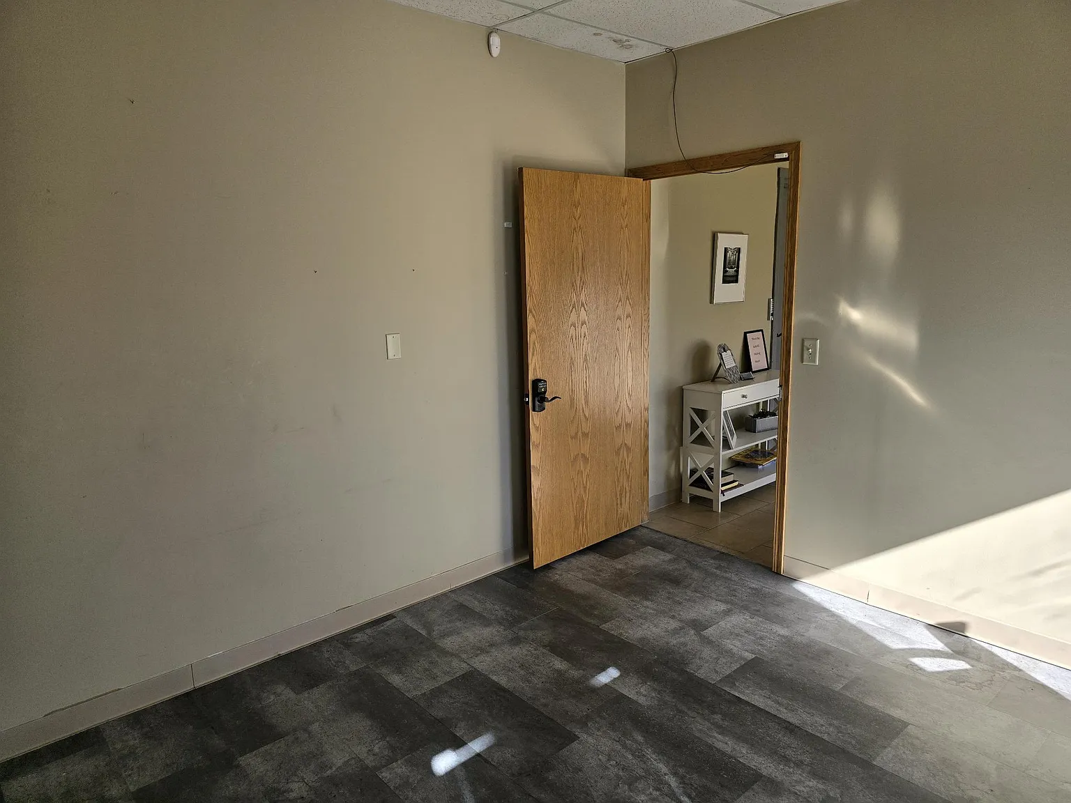 6122 East Shadybrook Street - 9 — Photo 2
