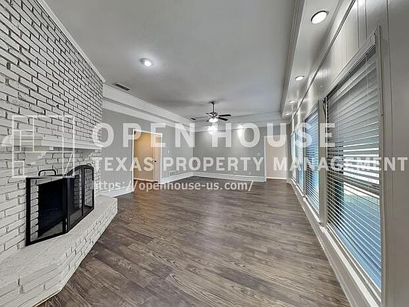 3rd image of 2116 Hondo Dr