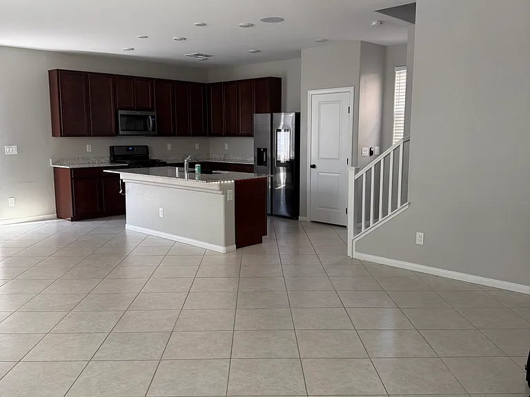 1723 Sylvan Shire Ave — Photo 9