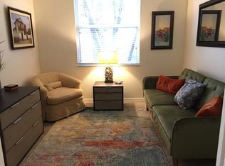 909 Fairhaven Ct, Naples, FL 34104