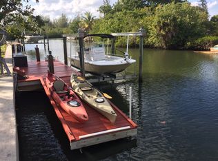 711 Tides Rd, Vero Beach, FL 32963