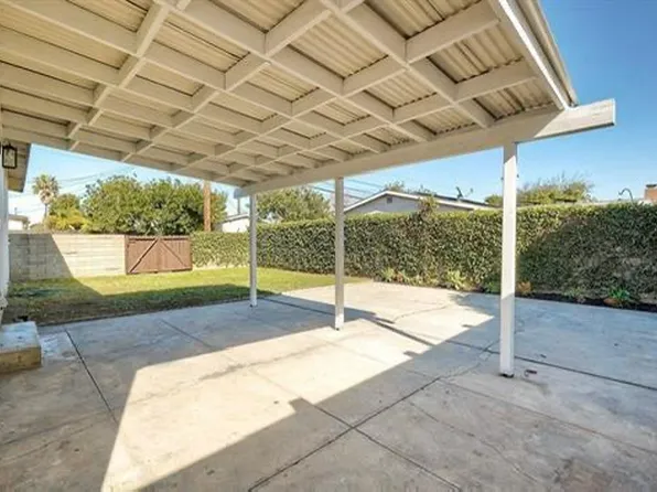 3895 Hatton St, San Diego, CA 92111