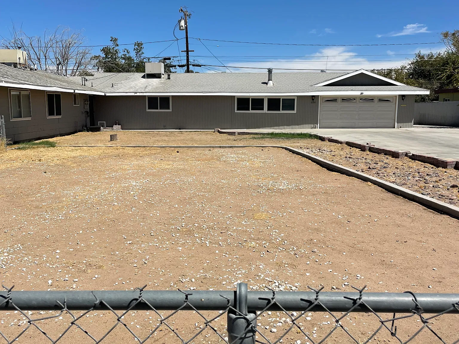 3 bed, 2000 sqft, $2,000 — Photo 4