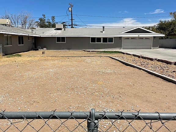 4th image of 226 S Gold Canyon St #1