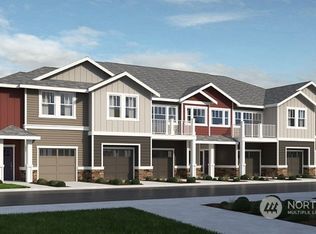 19382 NE 69th Cir #302, Redmond, WA