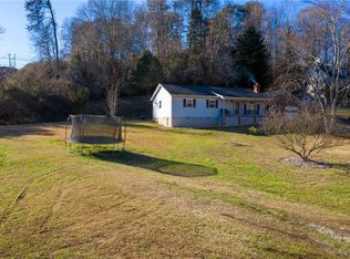 65 Oliver Dr, Dahlonega, GA 30533