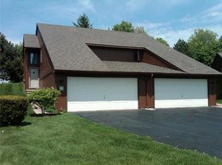 599 Echo Ct, Saline, MI 48176