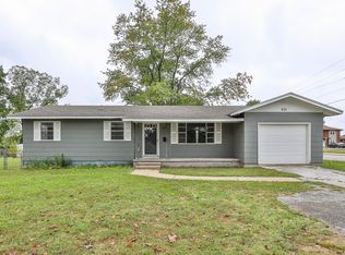 401 S Harrison St, Nixa, MO 65714