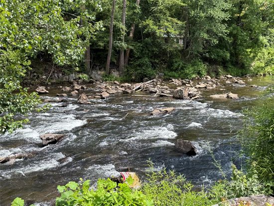 29 Grayling Dr, Cullowhee, NC 28723