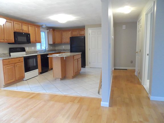 5th image of 63 Sturgis St #1