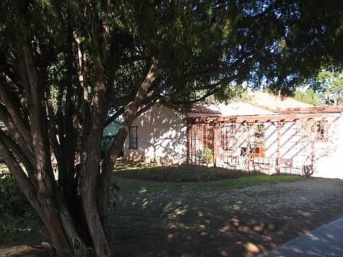 4th image of 2906 E Turney Ave
