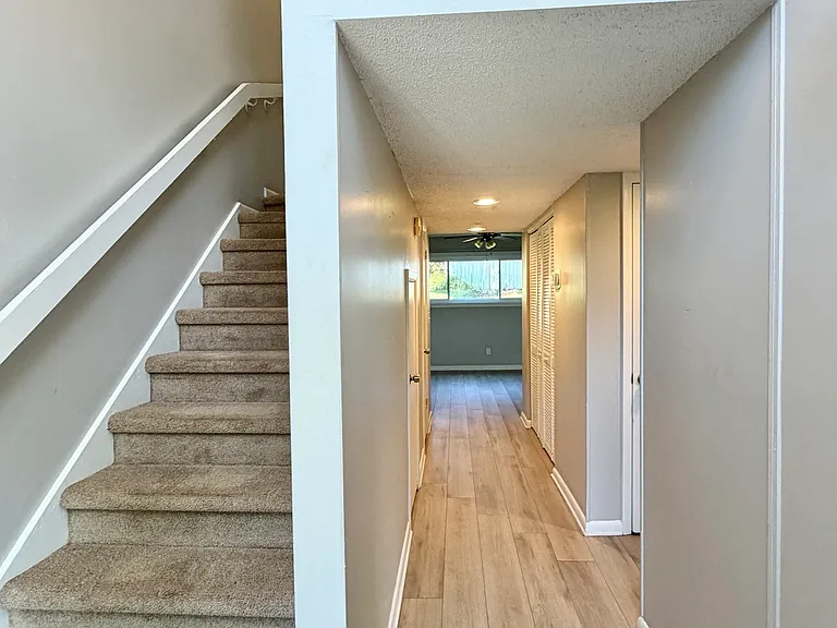 28 Briarglen Pl — Photo 4