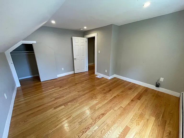 33-35 Wilson St — Photo 15